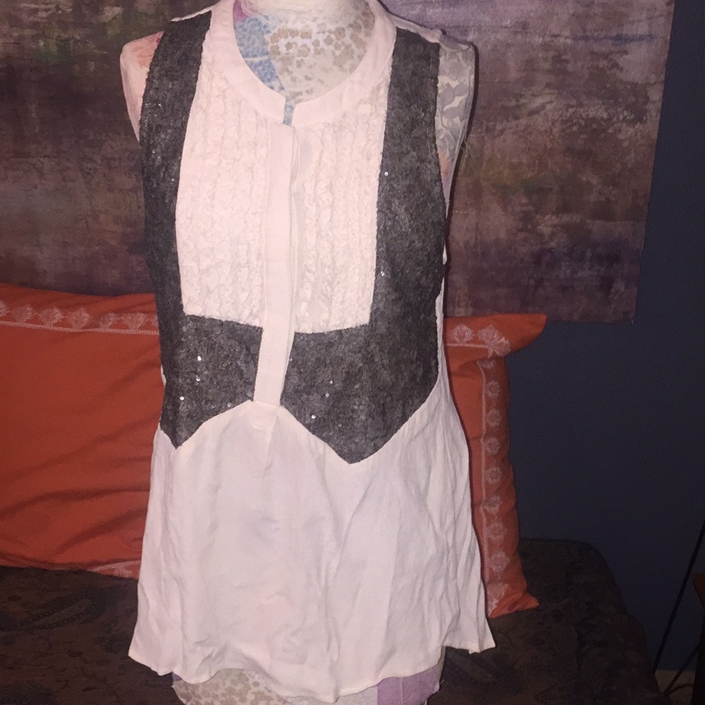 Boho Sleeveless tuxedo style top